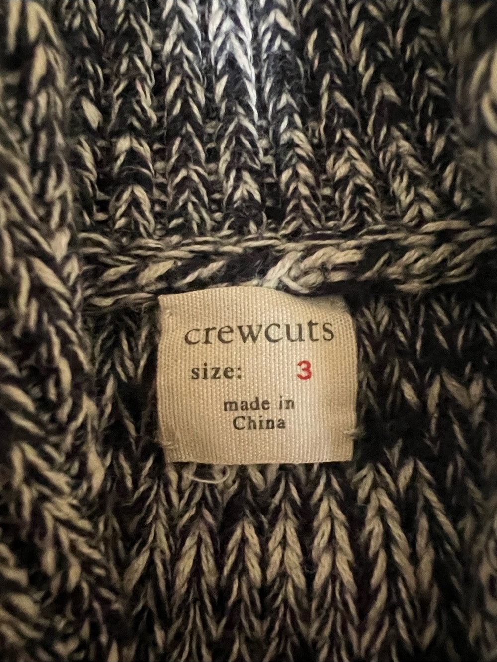 Men Sweaters Subcategory Identification - Picture 3 of 4